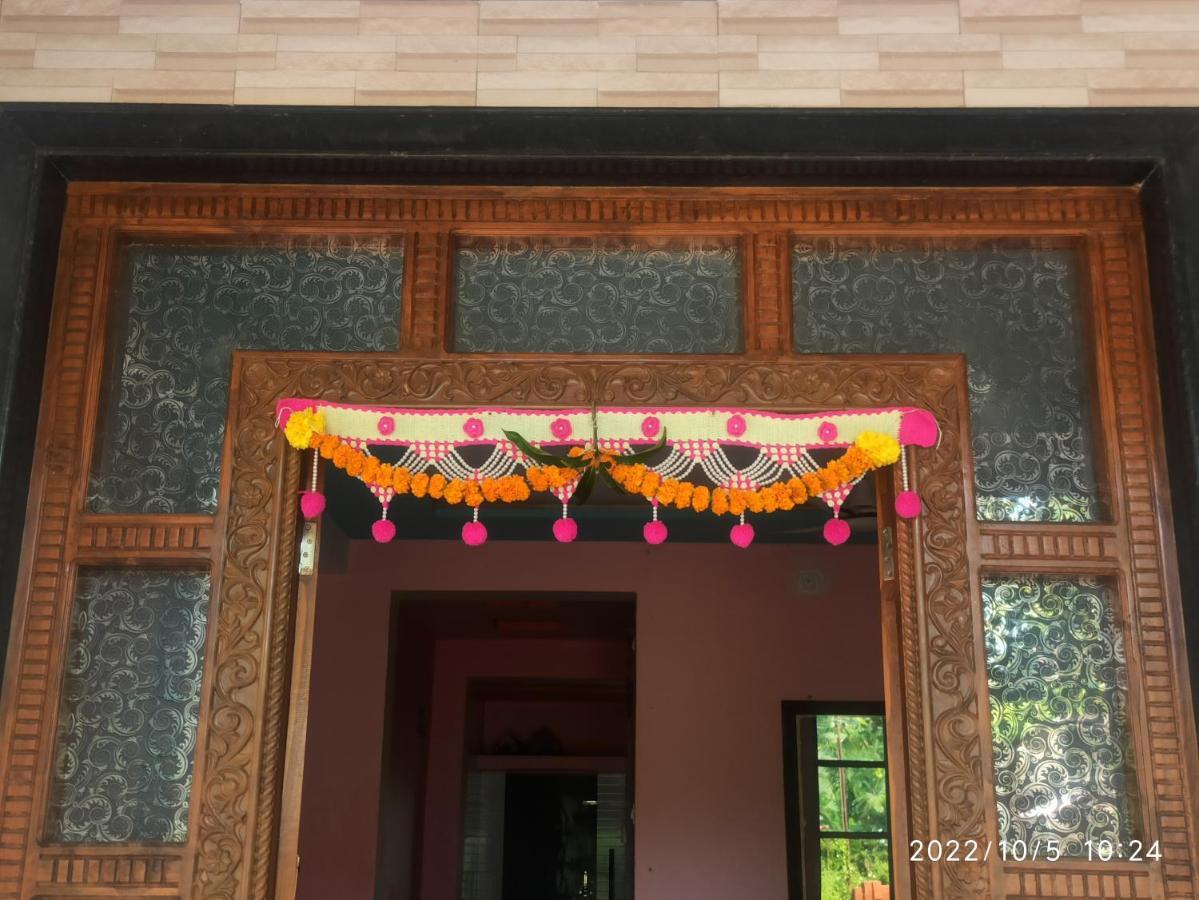Priyansh Home Stay Harihareshwar Eksteriør bilde
